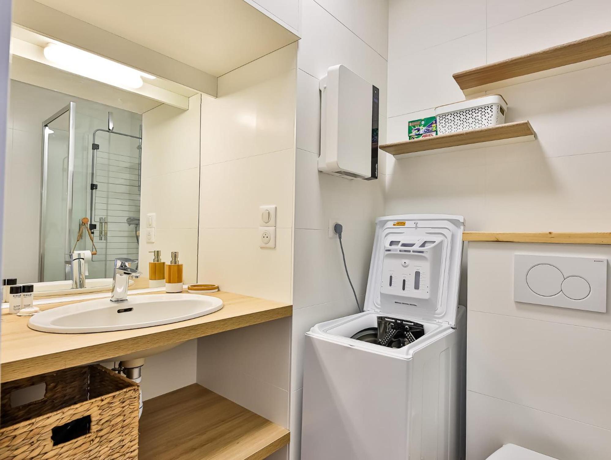 Appartement Au Pied De La Plage, Vue Imprenable Sur La Mer Les Sables-dʼOlonne Exteriör bild